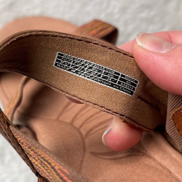 Keen Wedge Sandals Tan Size 7 - Picture 10 of 11